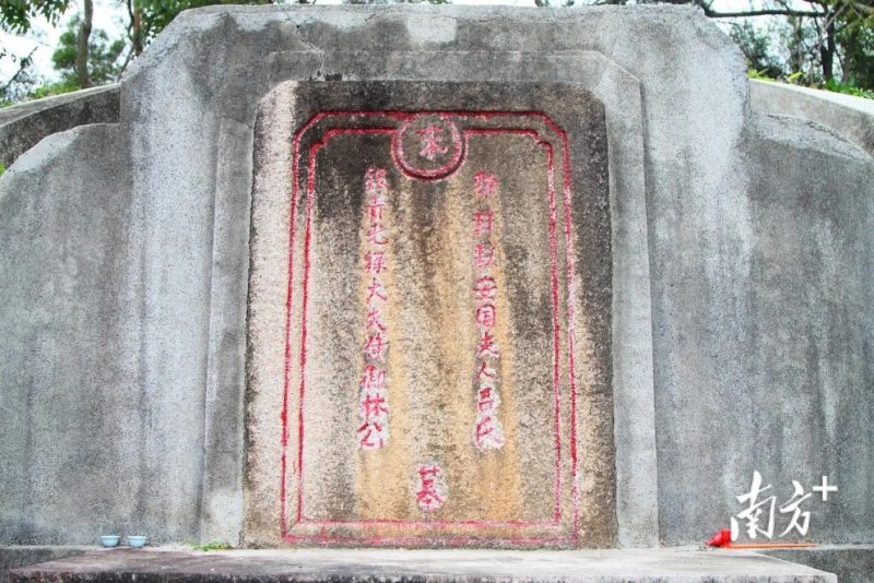 tomb2_v2