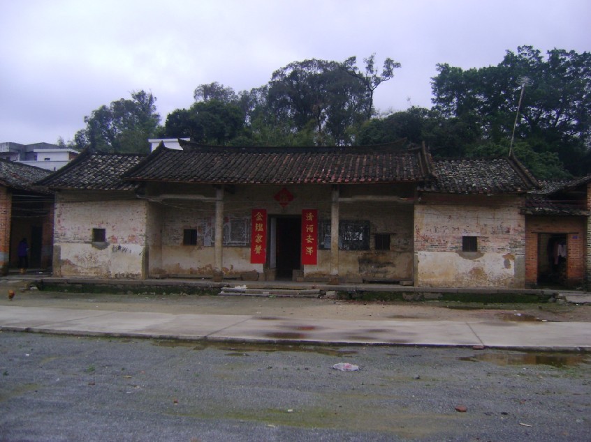 坐亥兼壬祠堂正照，左右两水前出丙午口.jpg