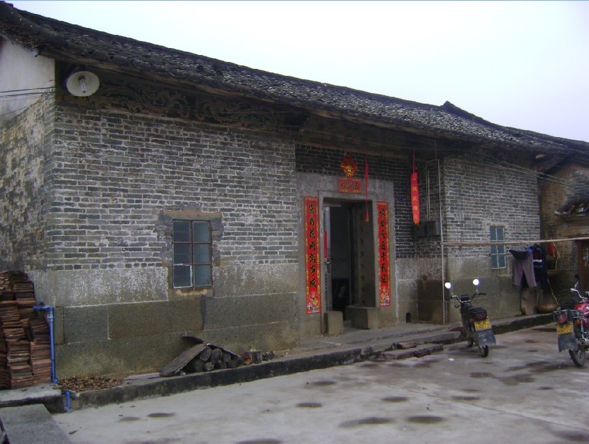 坐寅兼甲祠堂，右水倒左。.jpg