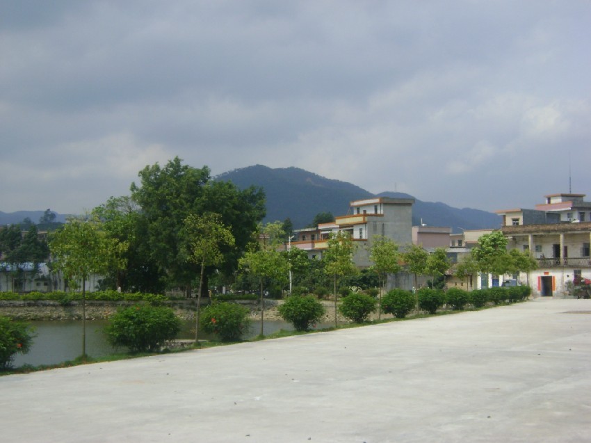 右前乾兼戌峰.jpg