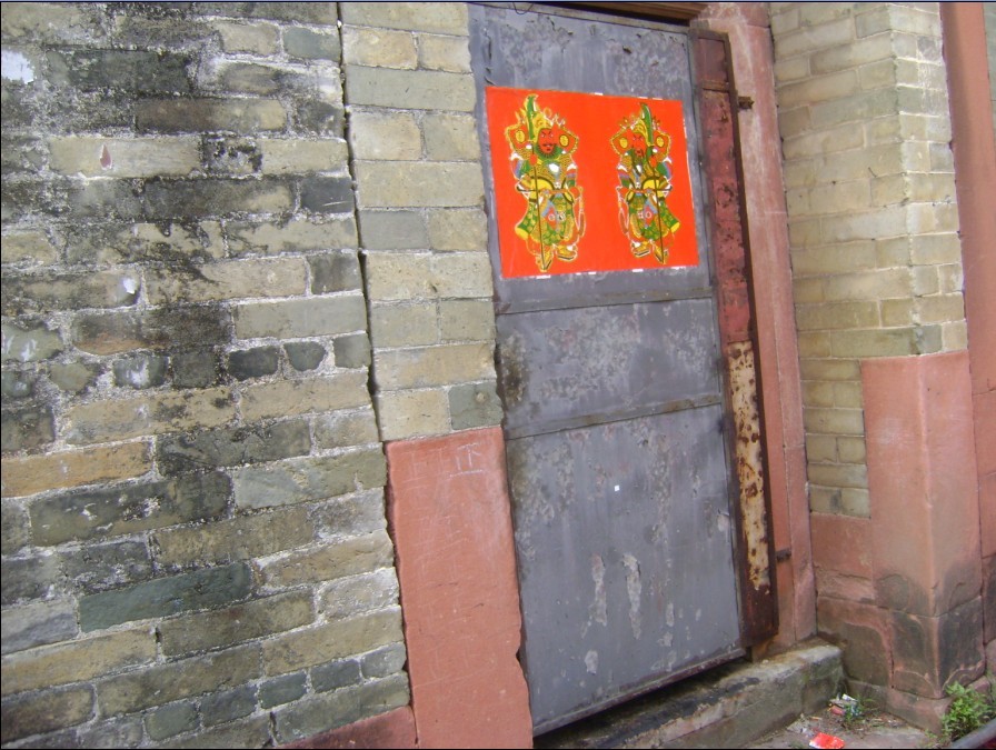 第一进前面左侧门.jpg