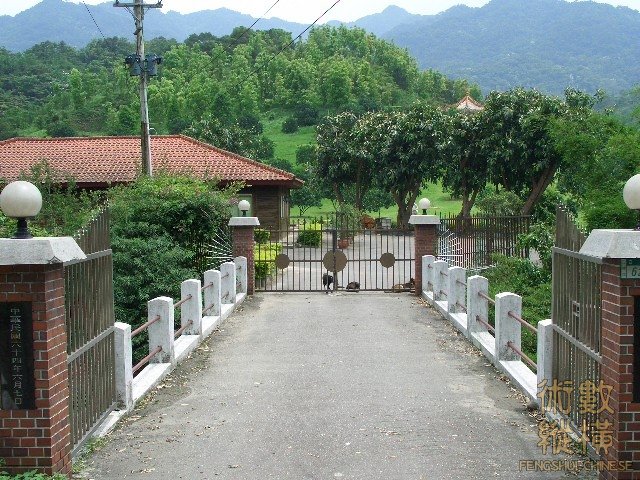 入口之一.JPG