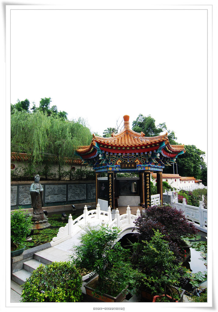 西方寺涼亭.jpg