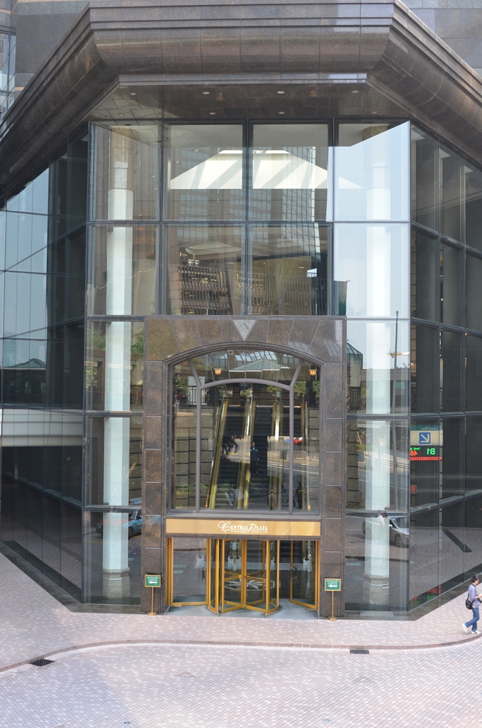 centralplaza2.jpg