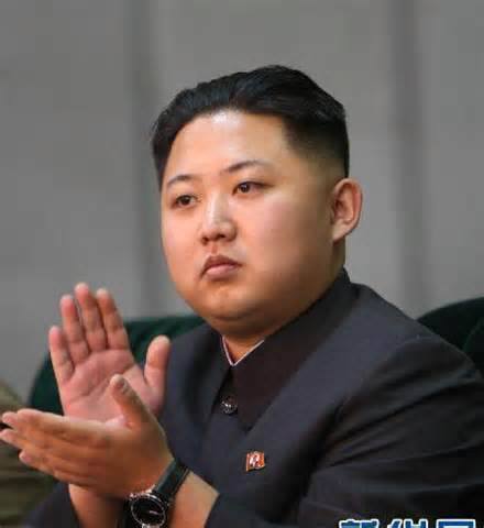 金正恩拍手.jpg