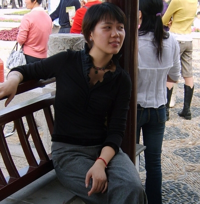 2443901989.jpg