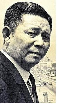 王永慶年輕時相片.jpg