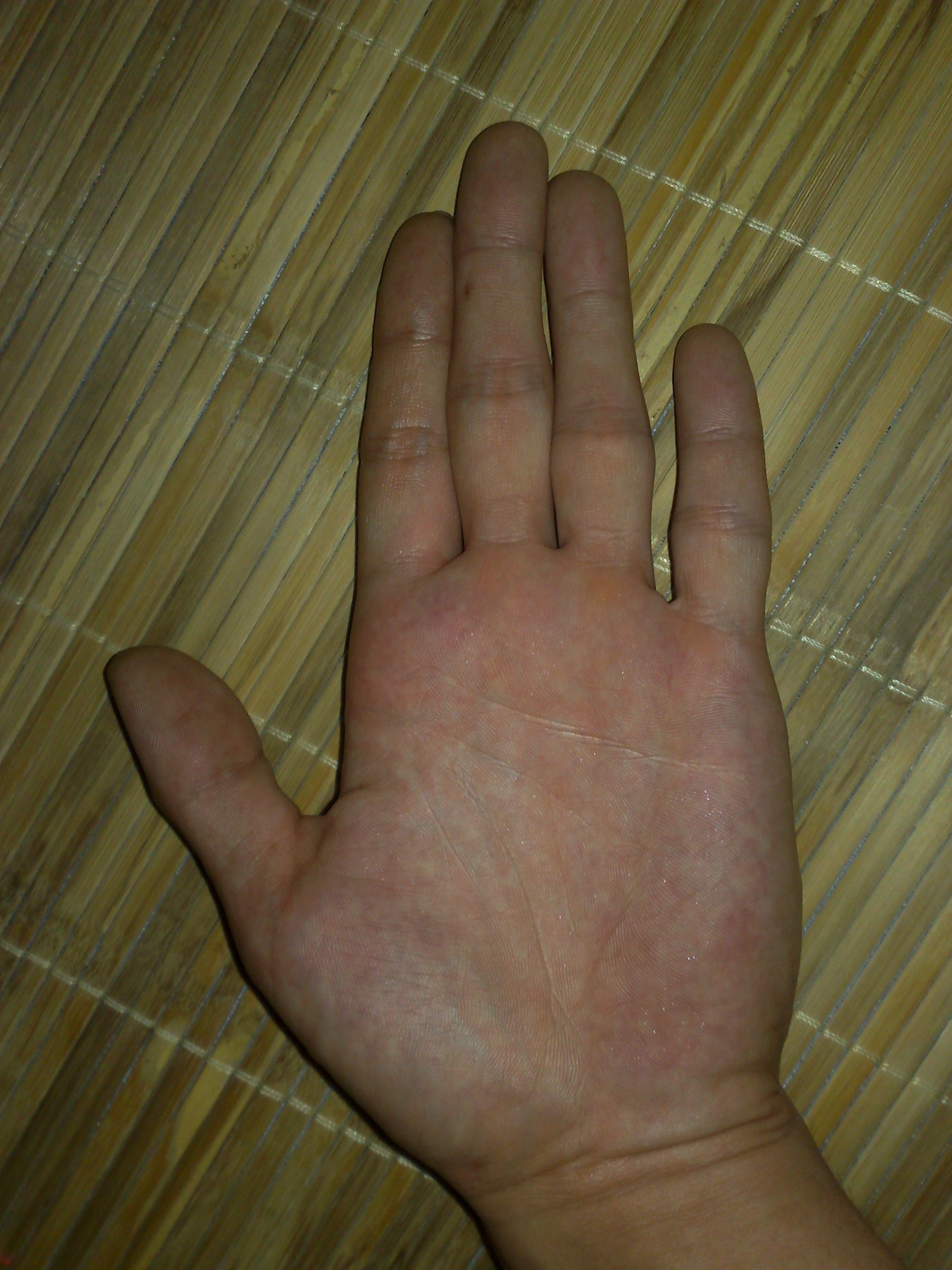 左手1.jpg