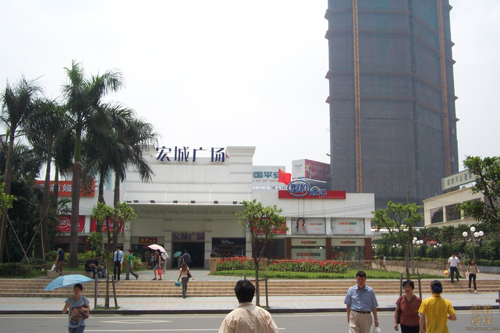 西门向外看.JPG