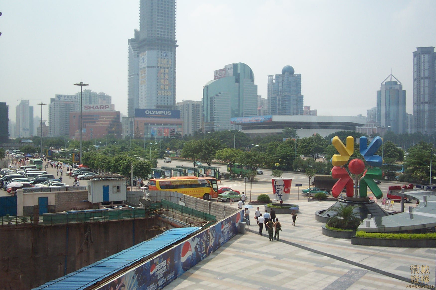 西北门向外看1.JPG