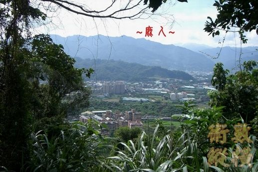 複製 22父母山頂縫中俯視過峽朝案與堂.jpg